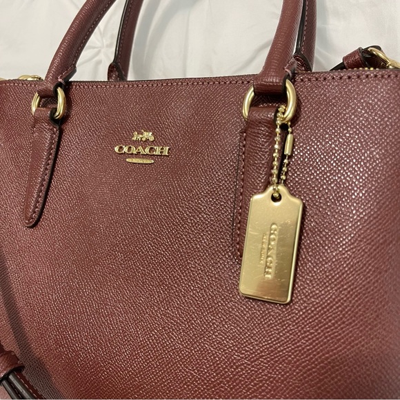 Excellent Condition Coach Surrey Carryall Purse/Handbag - Picture 2 of 16